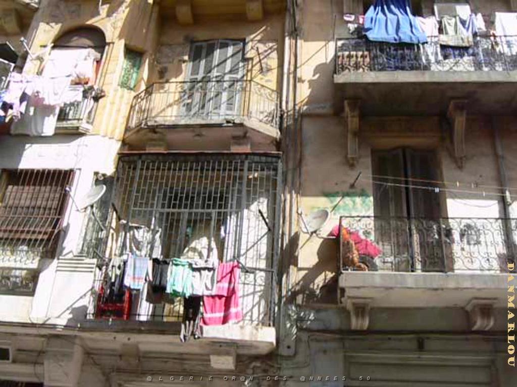 rue Rabelais 12.JPG